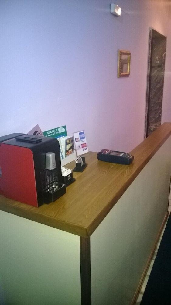 Dante - Policlinico Couette-café